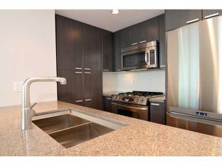 Photo 1: 803 2200 DOUGLAS Road in Burnaby: Willingdon Heights Condo for sale in "AFFINITY" (Burnaby North)  : MLS®# V926483