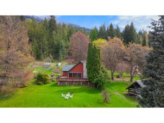 Photo 1: 14998 HIGHWAY 3A in Gray Creek: House for sale : MLS®# 2476668