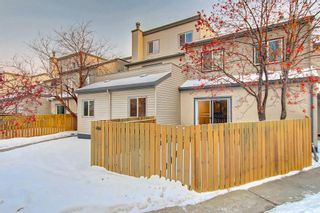 Photo 3: 404 1540 29 Street NW in Calgary: St Andrews Heights Apartment for sale : MLS®# C4281452
