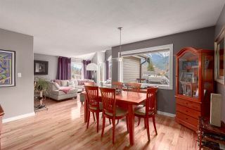 Photo 2: 41362 DRYDEN Road in Squamish: Brackendale House for sale in "BRACKENDALE" : MLS®# R2539818
