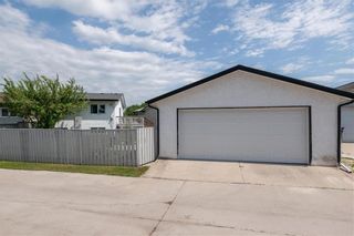 Photo 26: 215 Thurlby Road in Winnipeg: Sun Valley Park Residential for sale (3H)  : MLS®# 202217800