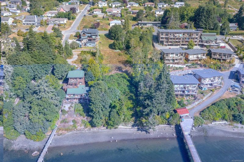 FEATURED LISTING: 1935 Murray Rd Sooke