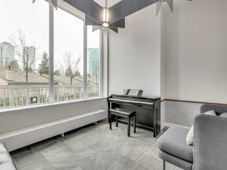 Photo 26: 1906 13359 OLD YALE Road in Surrey: Whalley Condo for sale in "THE HOLLAND" (North Surrey)  : MLS®# R2852732