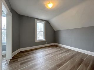 Photo 5: 532 William Avenue in Winnipeg: West End Residential for sale (5A)  : MLS®# 202402869