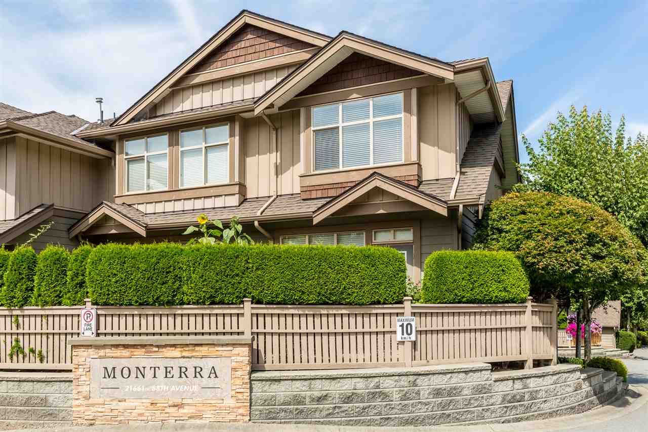 Main Photo: 1 21661 88 Avenue in Langley: Walnut Grove Townhouse for sale in "MONTERRA" : MLS®# R2427841