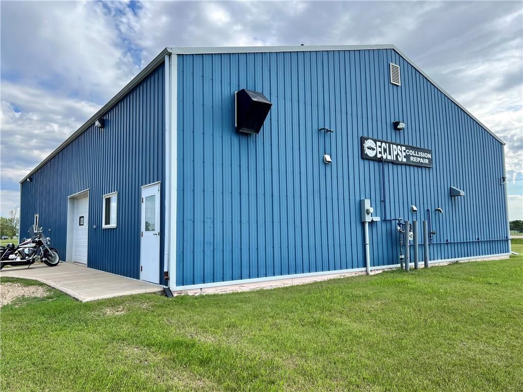 Main Photo: 20 Industrial Road in Dauphin: R30 Industrial / Commercial / Investment for sale (R30 - Dauphin and Area)  : MLS®# 202215998