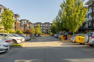 Photo 34: 406 20062 FRASER Highway in Langley: Langley City Condo for sale in "Varsity" : MLS®# R2461076