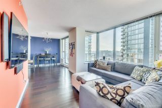 Photo 3: 1705 33 SMITHE Street in Vancouver: Yaletown Condo for sale in "COOPERS LOOKOUT" (Vancouver West)  : MLS®# R2129827