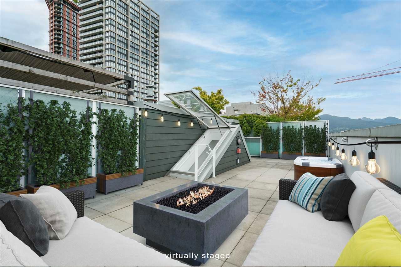 Main Photo: PH609 53 W HASTINGS Street in Vancouver: Downtown VW Condo for sale in "PARIS ANNEX" (Vancouver West)  : MLS®# R2593630