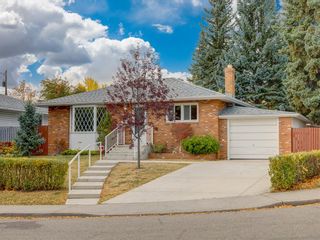 Photo 1: 327 Hawthorn Drive NW in Calgary: Thorncliffe Detached for sale : MLS®# A1040595