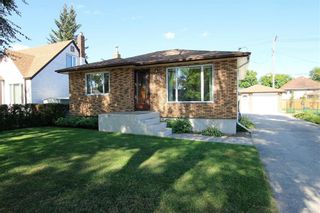 Photo 1: 251 Roberta Avenue in Winnipeg: East Kildonan Residential for sale (3D)  : MLS®# 202222205