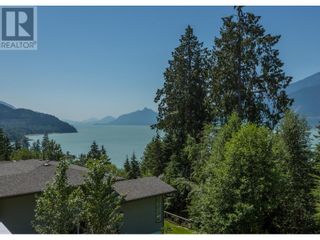 Photo 35: 679 COPPER DRIVE in Squamish: House for sale : MLS®# R2872744