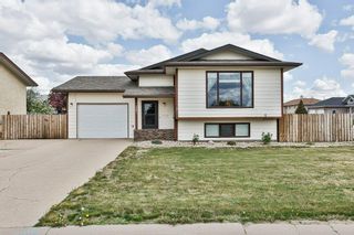 Photo 1: 3901 Heritage Drive: Taber Detached for sale : MLS®# A2049469