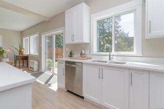 Photo 16: 929 Blakeon Pl in Langford: La Olympic View House for sale : MLS®# 963618