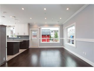 Photo 3: 575 E 45TH AV in Vancouver: Fraser VE House for sale (Vancouver East)  : MLS®# V1025692