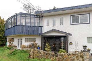 Photo 2: 1432 Finlayson St in Victoria: Vi Mayfair House for sale : MLS®# 898523