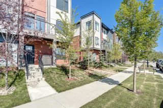 Photo 1: 163 Greenbriar Place NW in Calgary: Greenwood/Greenbriar Row/Townhouse for sale : MLS®# A2143764