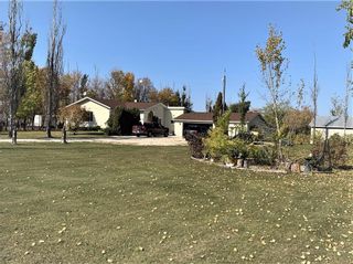 Photo 1: 21067 Willow Ridge Road in Ile Des Chenes: R07 Residential for sale : MLS®# 202123781