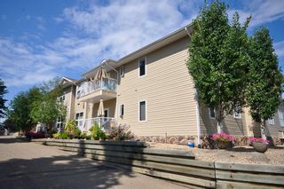 Photo 2: : Lacombe Apartment for sale : MLS®# A1076506