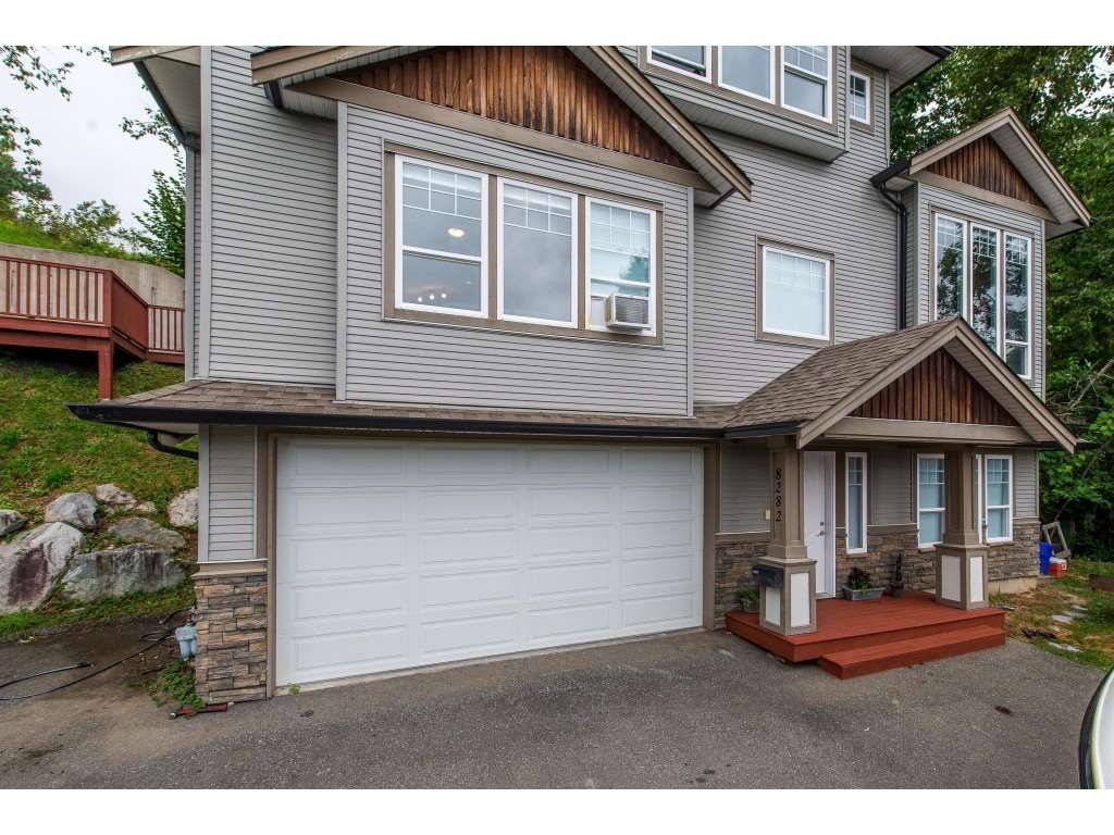 Main Photo: 8282 CADE BARR Street in Mission: Mission BC House for sale : MLS®# R2394502