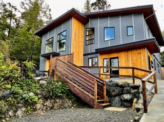 Photo 1: 1346 Edwards Pl in Ucluelet: PA Ucluelet House for sale (Port Alberni)  : MLS®# 889871