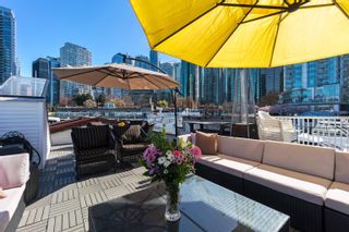 Photo 24: C38 1525 COAL HARBOUR Quay in Vancouver: Coal Harbour House for sale in "TIMBERWIND" (Vancouver West)  : MLS®# R2870045