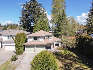 Photo 1: 6006 124 Street in Surrey: Panorama Ridge House for sale in "Boundary Park" : MLS®# R2871814