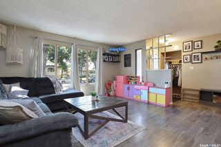 Photo 5: 142 Ottawa Street in Regina: Churchill Downs Residential for sale : MLS®# SK907035
