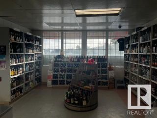 Photo 6: 4932 Plaza Avenue: Swan Hills Business with Property for sale : MLS®# E4372775