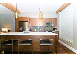Photo 4: 209 1275 HAMILTON Street in Vancouver: Yaletown Condo for sale in "THE ALDA" (Vancouver West)  : MLS®# V941280