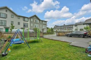 Photo 4: 15504 100 Avenue in Surrey: Guildford House for sale (North Surrey)  : MLS®# R2902393