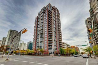 Photo 1: 1004 650 10 Street SW in Calgary: Downtown West End Apartment for sale : MLS®# A2080415