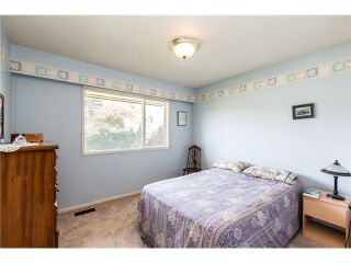 Photo 12: 90 COURTNEY Crescent in New Westminster: The Heights NW House for sale : MLS®# V1076652