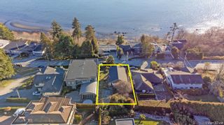 Photo 1: 14273 MARINE Drive: White Rock House for sale (South Surrey White Rock)  : MLS®# R2833293