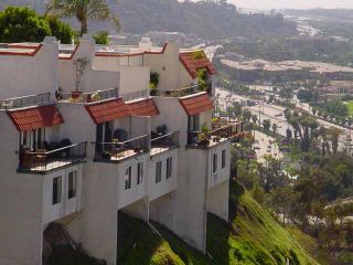 Photo 1: UNIVERSITY HEIGHTS Condo for sale : 3 bedrooms : 4480 Caminito Fuente in San Diego