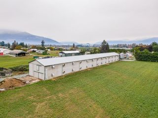 Photo 22: 10399 MCSWEEN Road in Chilliwack: Fairfield Island Agri-Business for sale : MLS®# C8047454