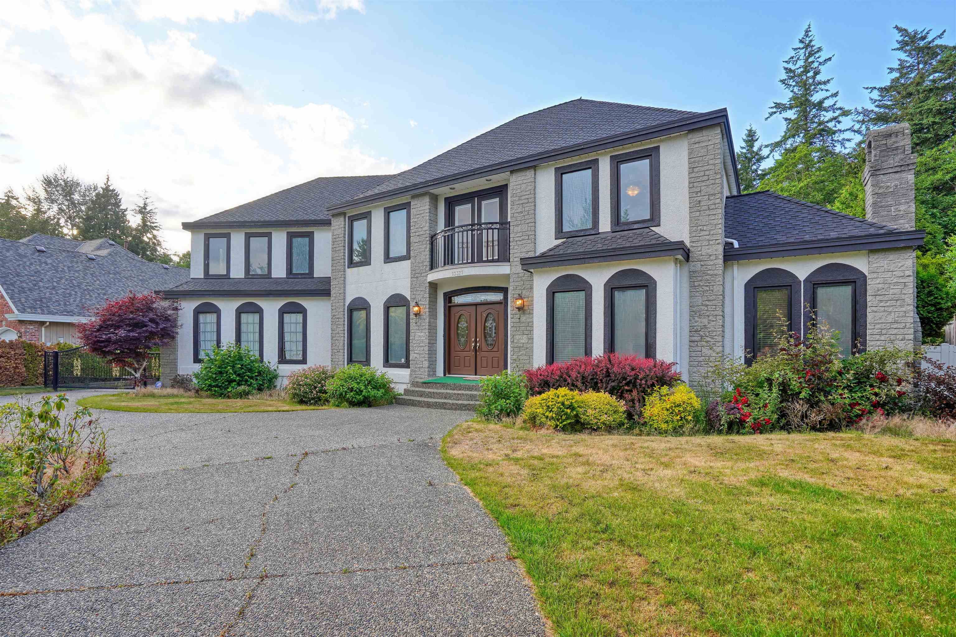 Main Photo: 13371 21A Avenue in Surrey: Elgin Chantrell House for sale (South Surrey White Rock)  : MLS®# R2835494
