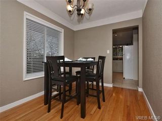 Photo 5: 1299 Camrose Cres in VICTORIA: SE Maplewood House for sale (Saanich East)  : MLS®# 693625