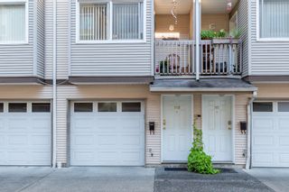 Photo 2: 112 19700 56 Avenue in Langley: Langley City Townhouse for sale in "Willowgate" : MLS®# R2756653