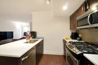 Photo 11: 301 857 W 15TH Street in North Vancouver: Mosquito Creek Condo for sale in "The Vue" : MLS®# R2760102