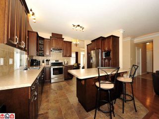 Photo 2: 35506 ALLISON CT in Abbotsford: Abbotsford East House for sale