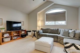 Photo 19: 32 Discovery Ridge Court SW in Calgary: Discovery Ridge Detached for sale : MLS®# A1189921