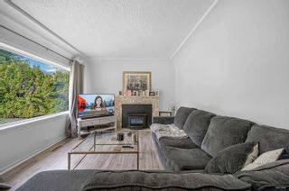 Photo 3: 547 LINTON Street in Coquitlam: Central Coquitlam House for sale : MLS®# R2763542