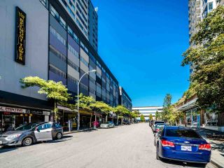 Photo 5: 1201 615 BELMONT Street in New Westminster: Uptown NW Condo for sale in "Belmont Towers" : MLS®# R2491355