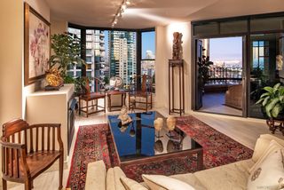 Main Photo: DOWNTOWN Condo for sale : 2 bedrooms : 500 W Harbor Drive #1217 in San Diego