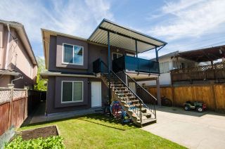 Photo 2: 6391 WINDSOR Street in Vancouver: Fraser VE House for sale (Vancouver East)  : MLS®# R2167455