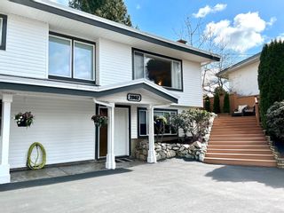 Photo 1: 2862 LAURNELL Crescent in Abbotsford: Central Abbotsford House for sale : MLS®# R2673431