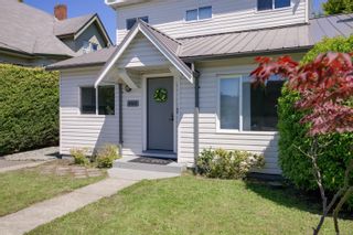 Photo 3: 1665 Foul Bay Rd in Oak Bay: OB North Oak Bay Single Family Residence for sale : MLS®# 967222
