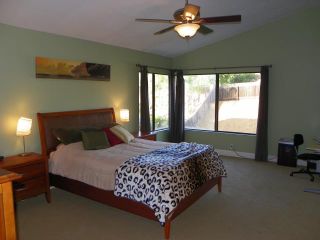 Photo 10: RANCHO PENASQUITOS House for sale : 3 bedrooms : 9195 Ellingham in San Diego