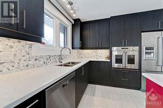 Photo 8: 577 CLARKE AVENUE in Ottawa: House for sale : MLS®# 1386310